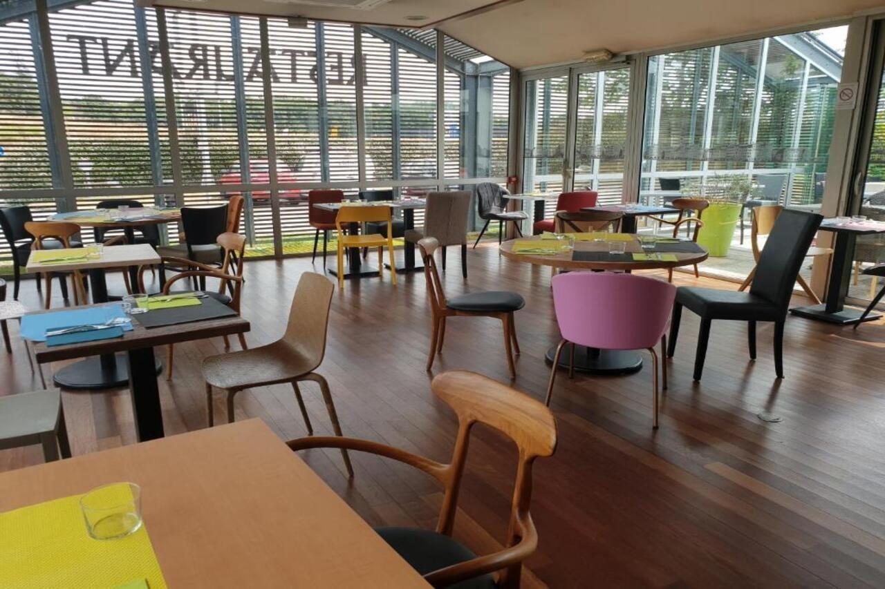 Hotel Les Genets Lahubiague ภายนอก รูปภาพ